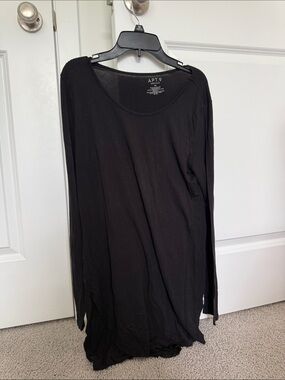 Apt. 9 Black Long Sleeve Scoop Neck Shirt